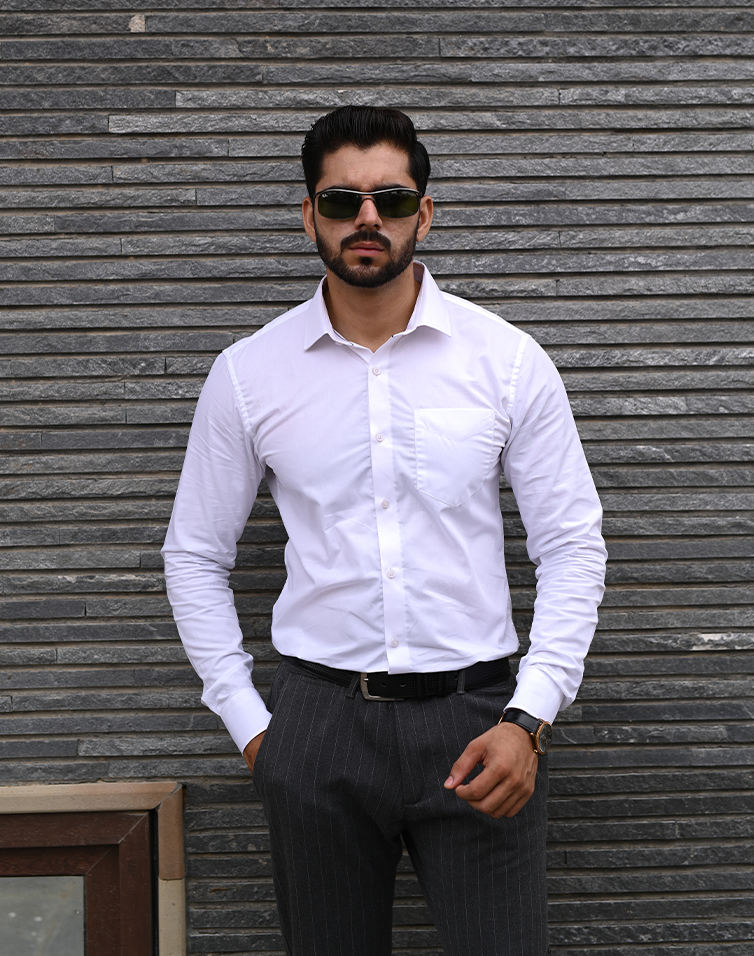 Titan Signature White