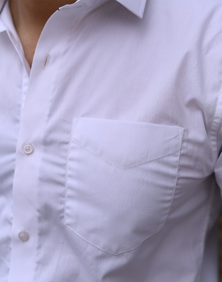 Titan Signature White